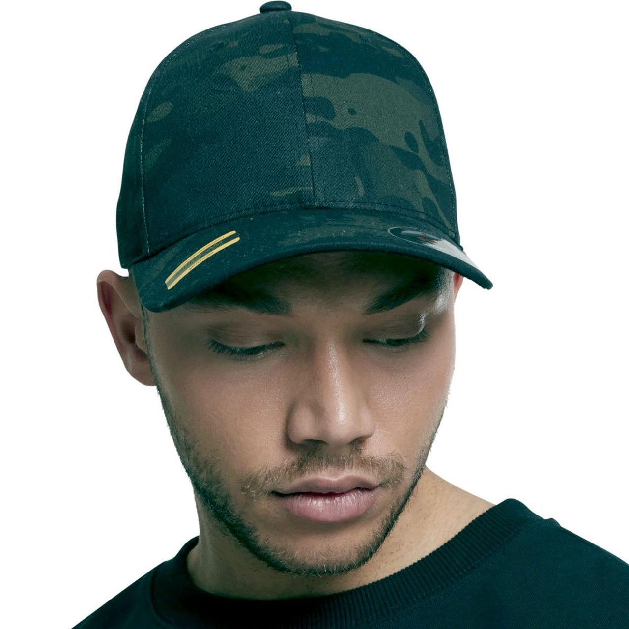 Flexfit Stretchable Multicam Cap camouflage pattern