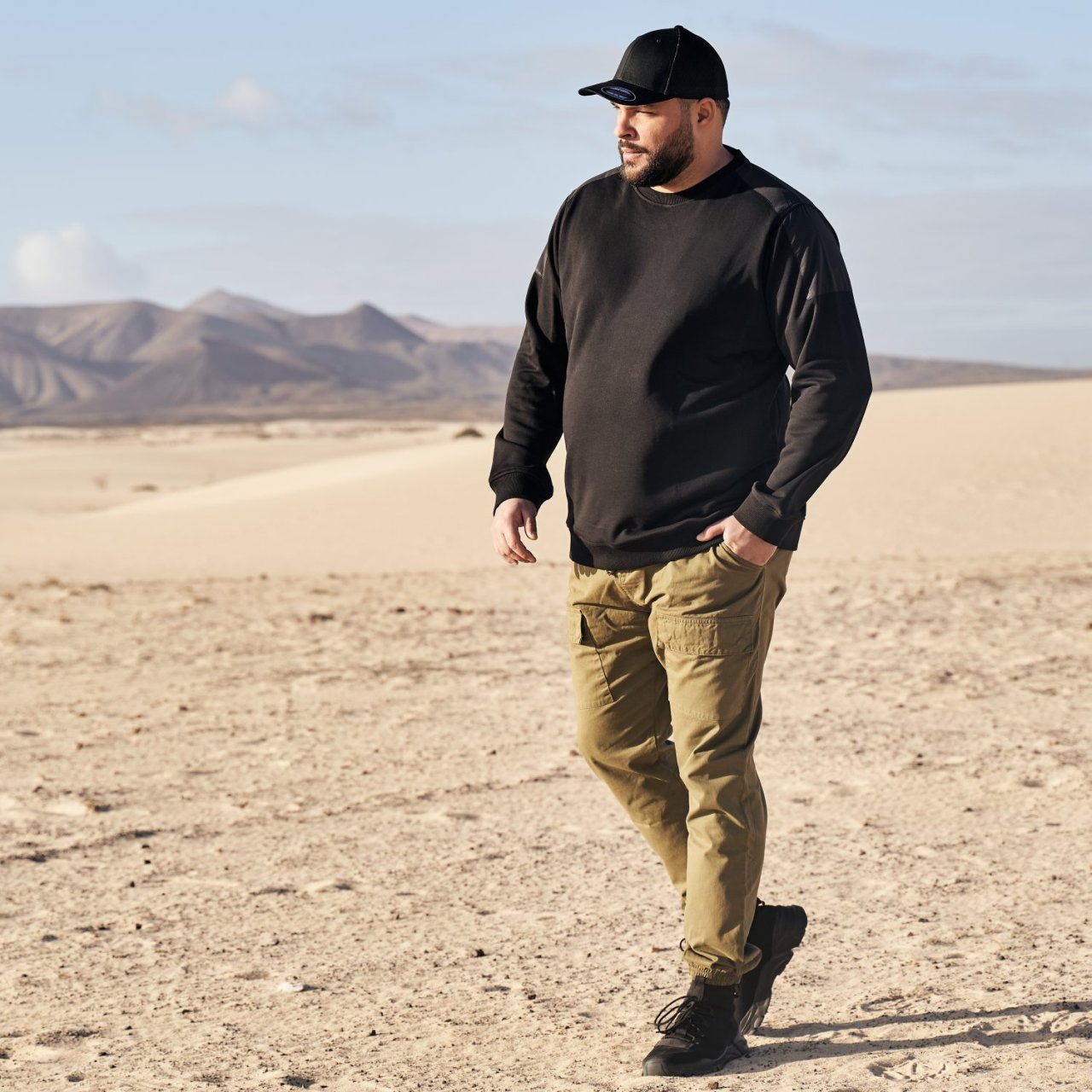 Urban Classics - Front Pocket Cargo Jogging Pants olive
