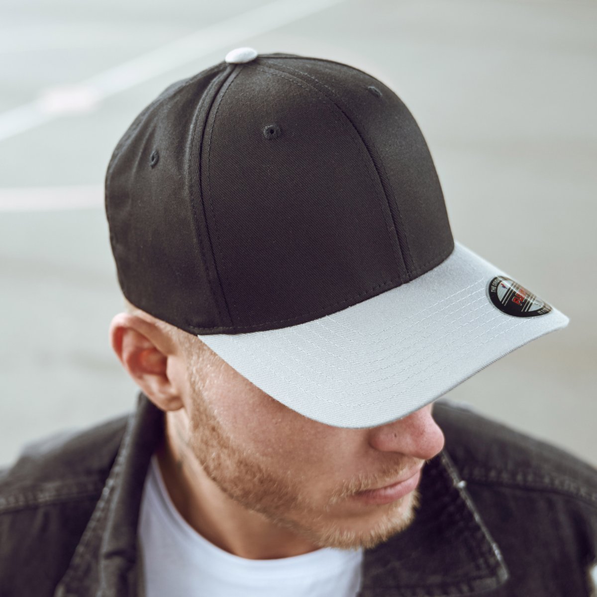 Flexfit WOOLY COMBED Extensible Casquette - noir / argent