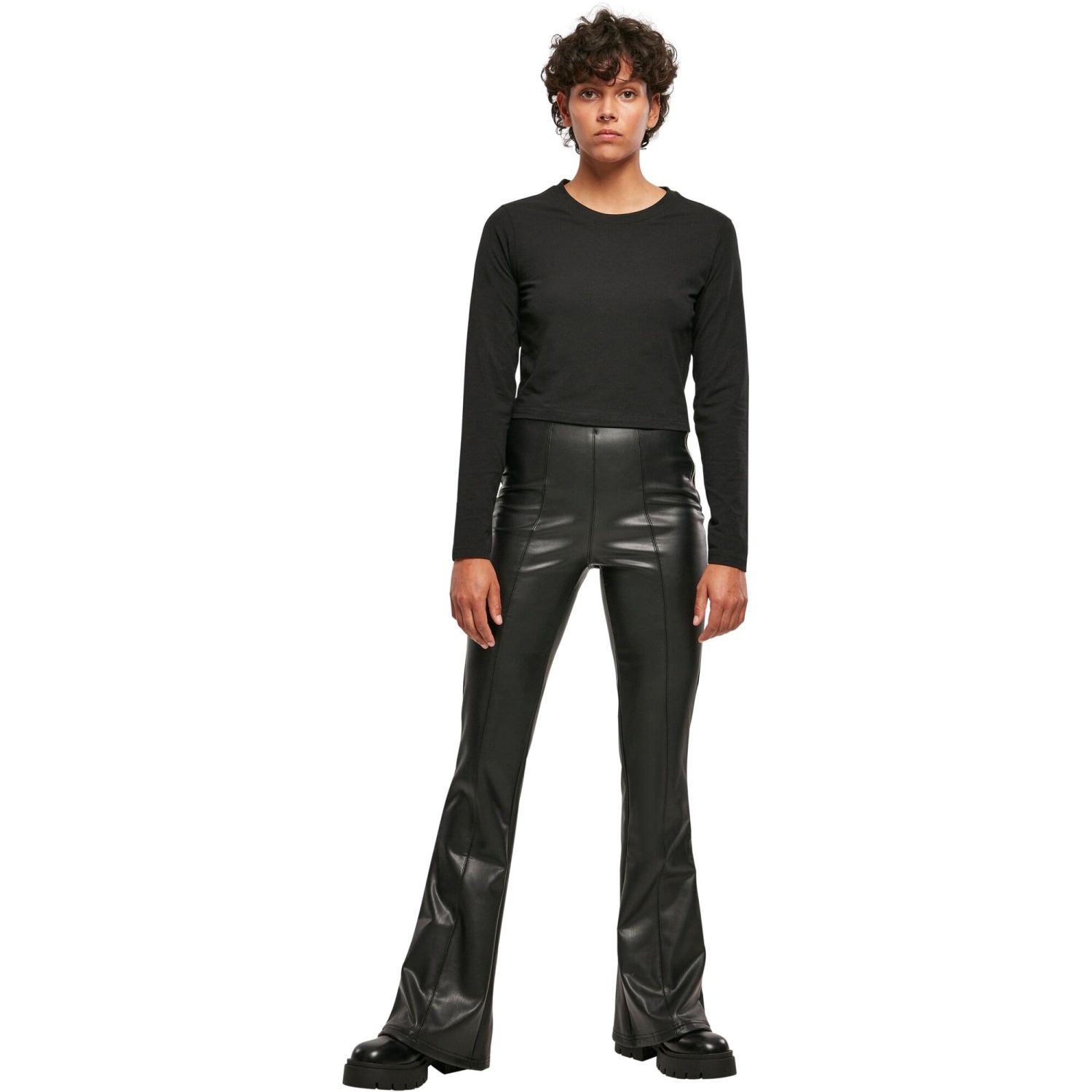 Urban Classics Ladies - Flared Kunstleder Hose schwarz