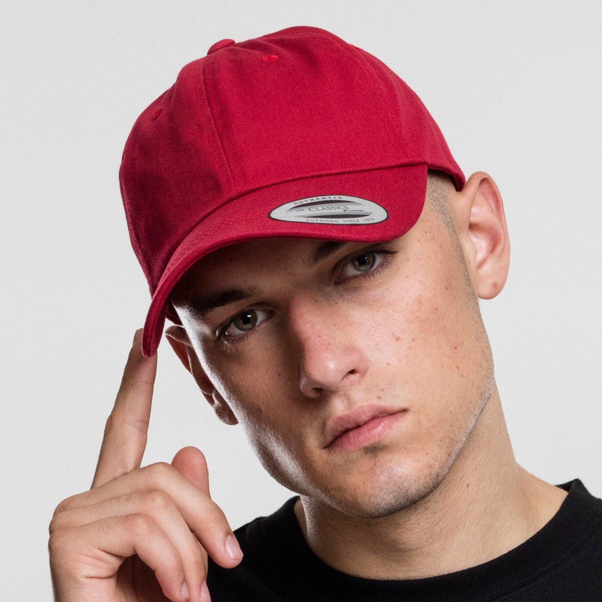 Flexfit LOW PROFILE Strapback DAD Cap - cranberry