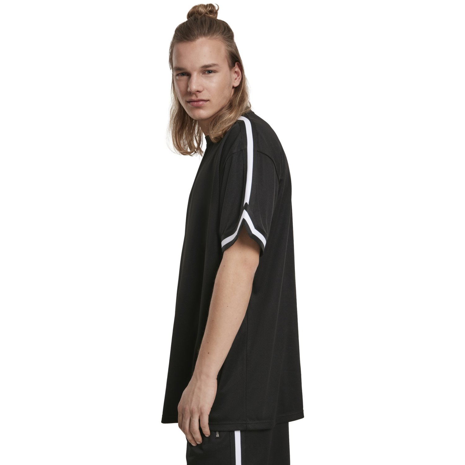 Urban Classics - Oversized Stripes Mesh Shirt schwarz