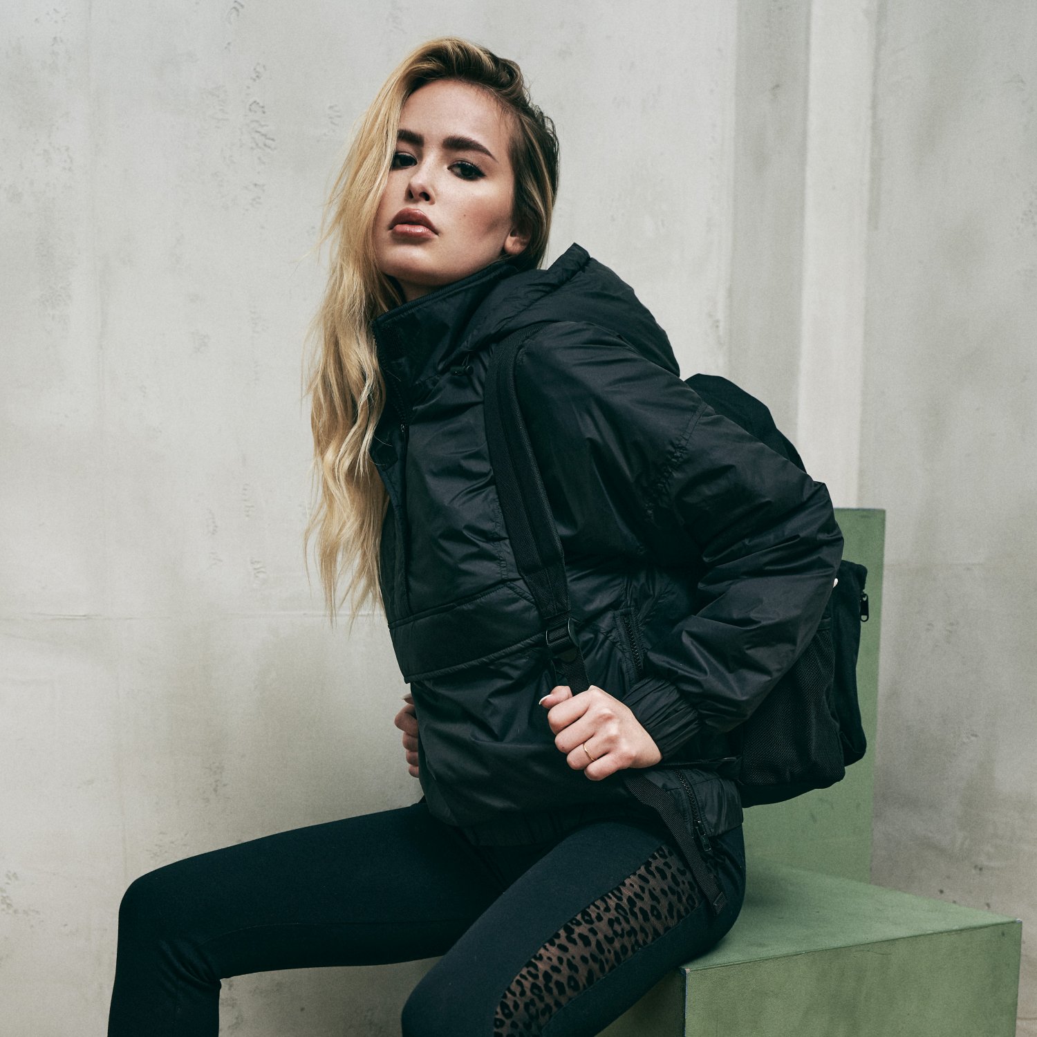 Urban Classics Ladies - Panel Padded Pull Over Jacket