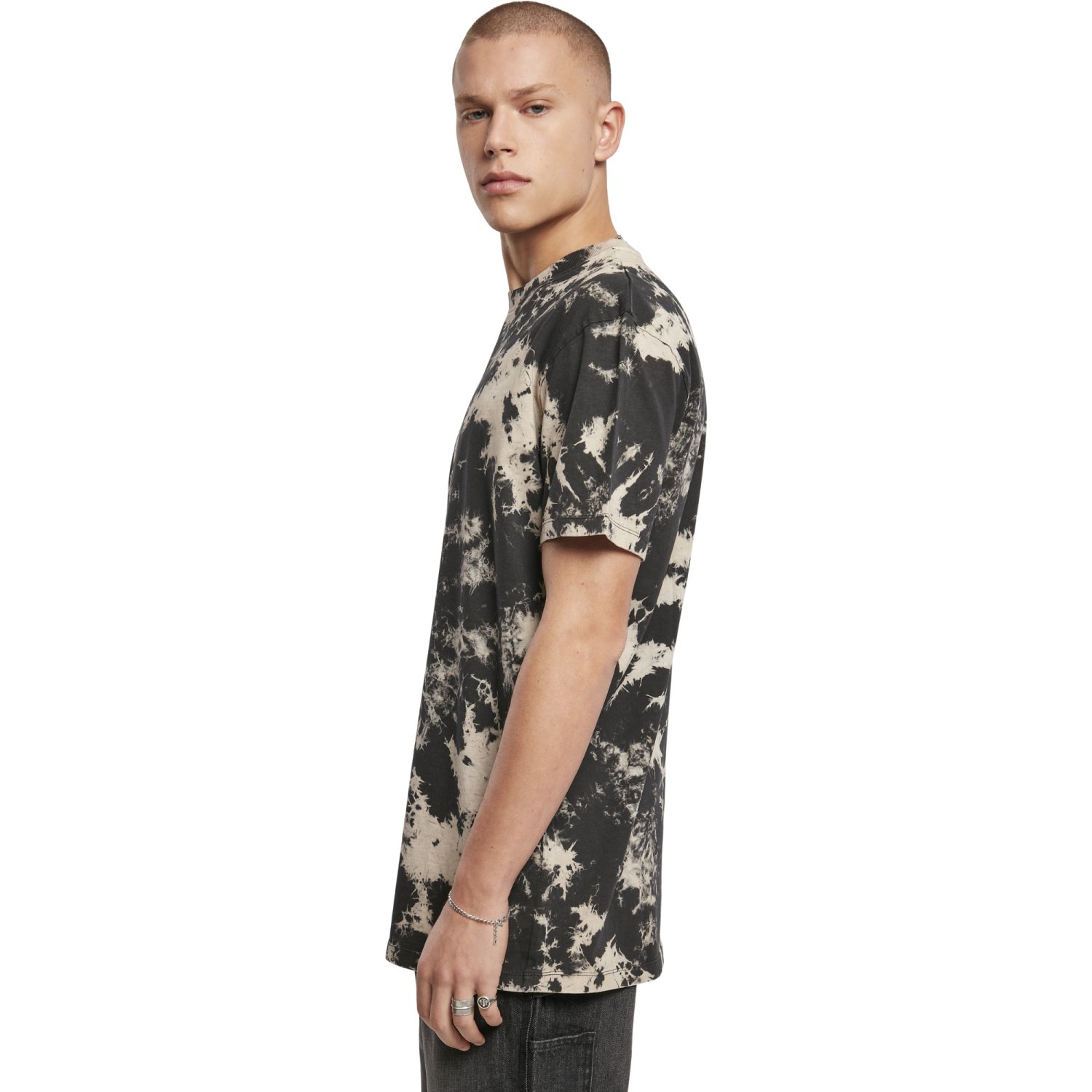 Urban Classics - Bleached T-Shirt black