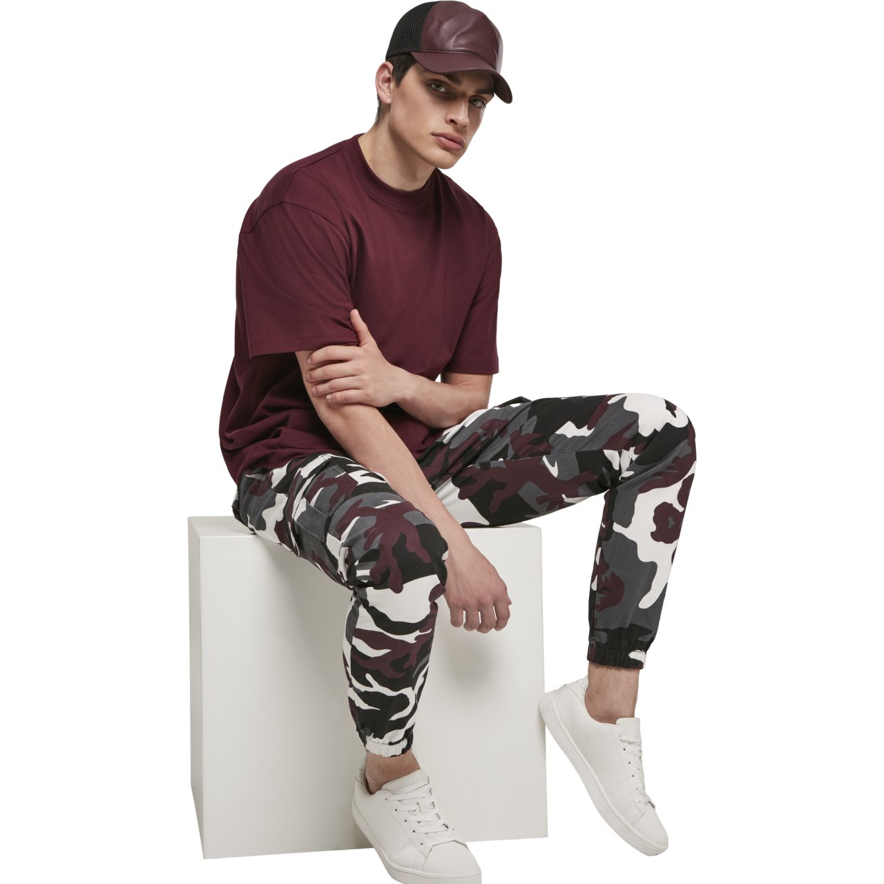 Urban Classics - CARGO Jogging Pantalon 2.0 wine camo