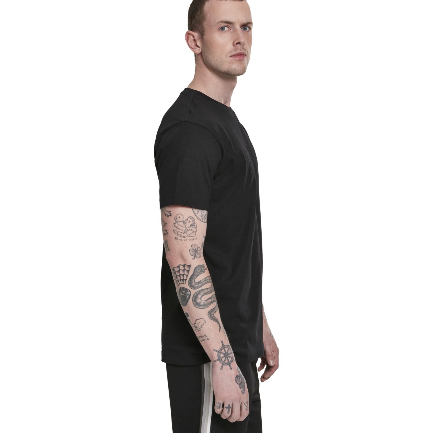 Urban Classics - BASIC Shirt black