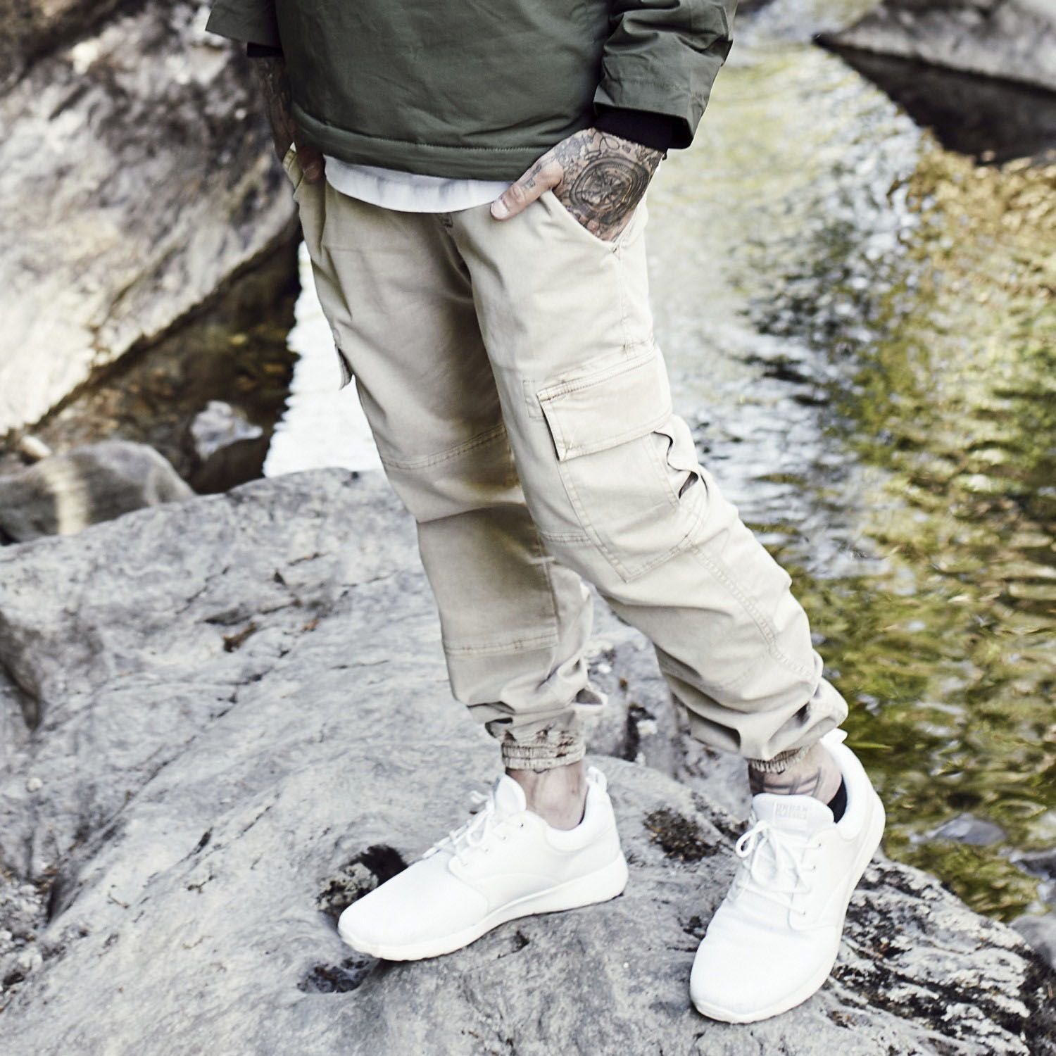 Urban Classics - Washed Cargo Twill Pants