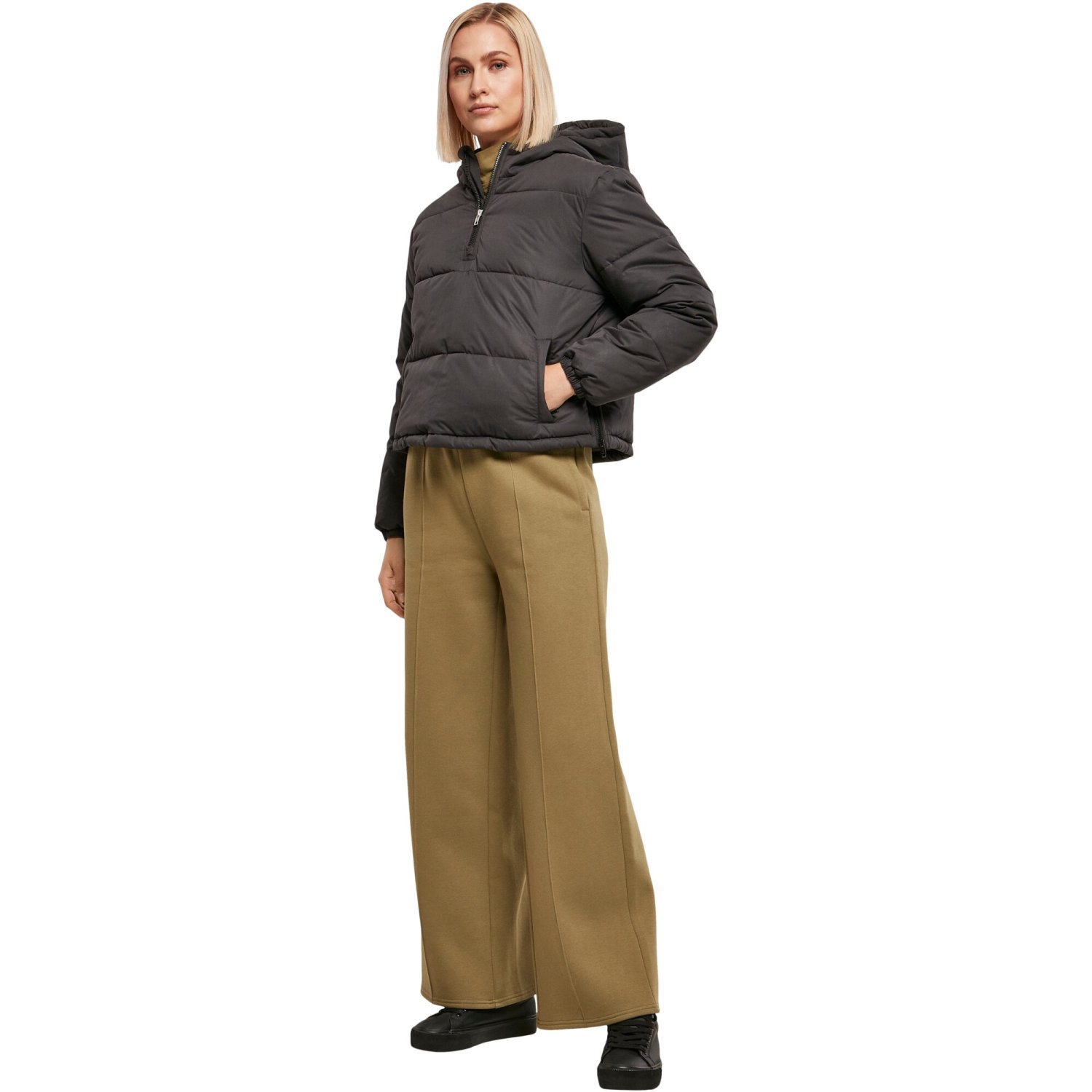 Urban Classics Ladies - Short Hooded Puffer Winterjacket