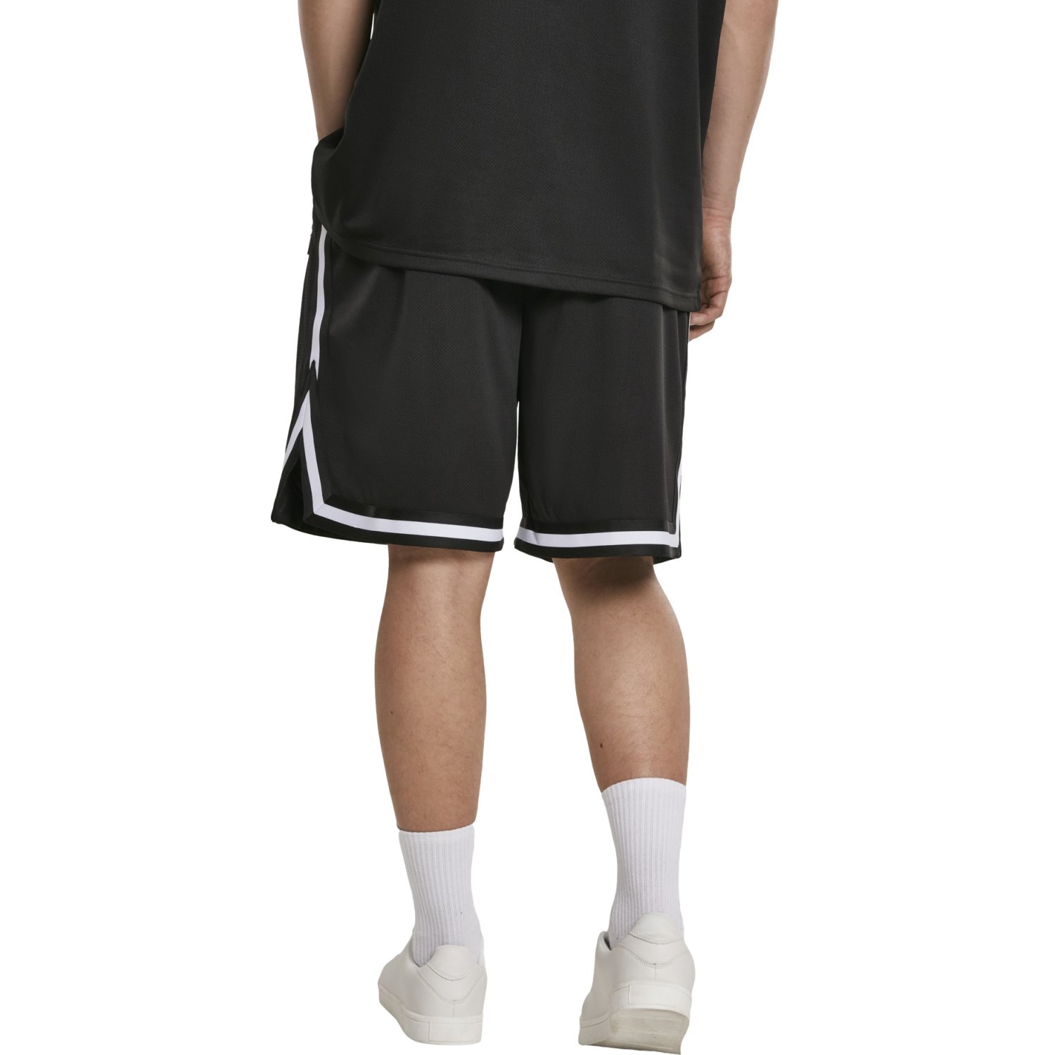 Urban Classics - BASKETBALL MESH Premium Shorts black