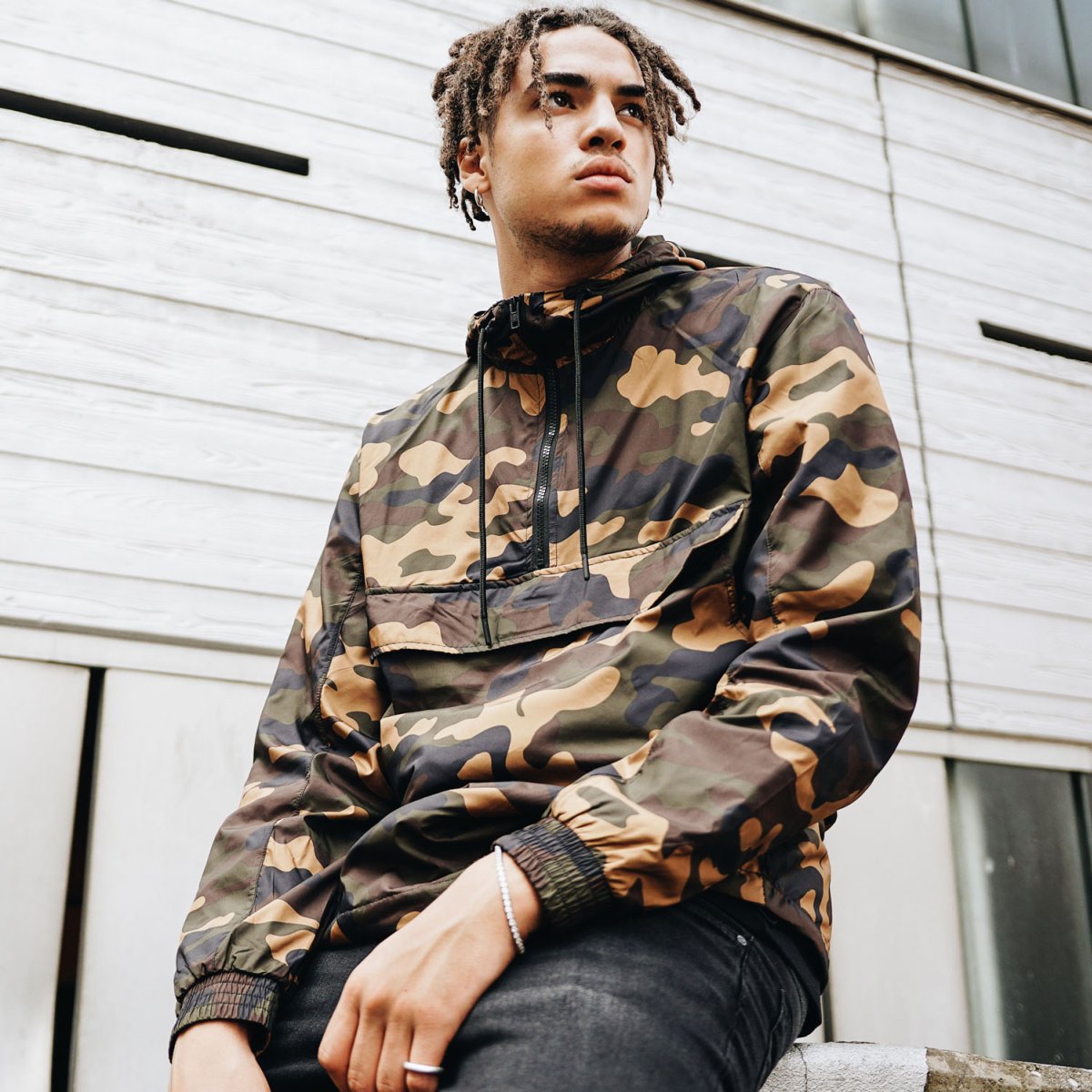 Urban Classics - PULL OVER Windbreaker Light Jacket camo