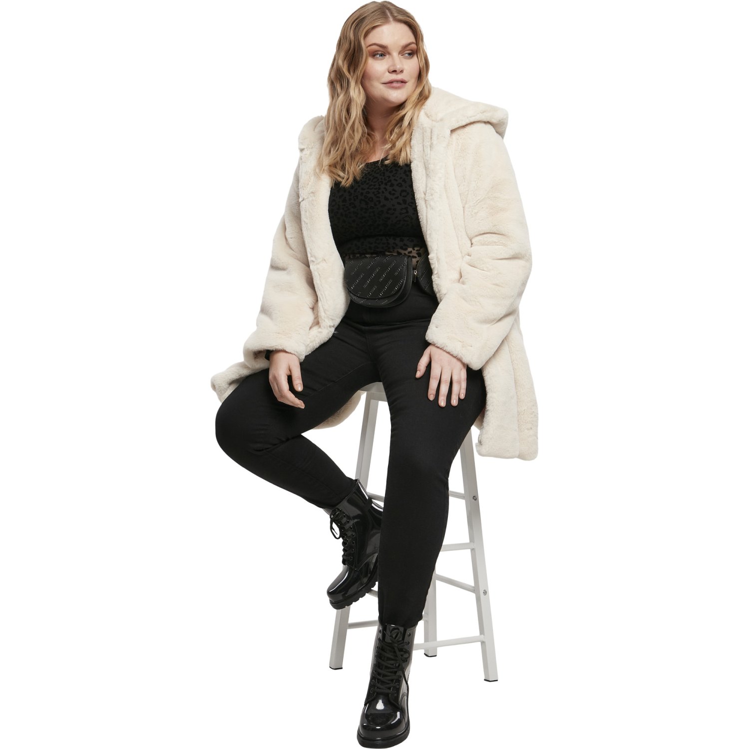 Urban Classics Ladies - Hooded Teddy Coat offwhite