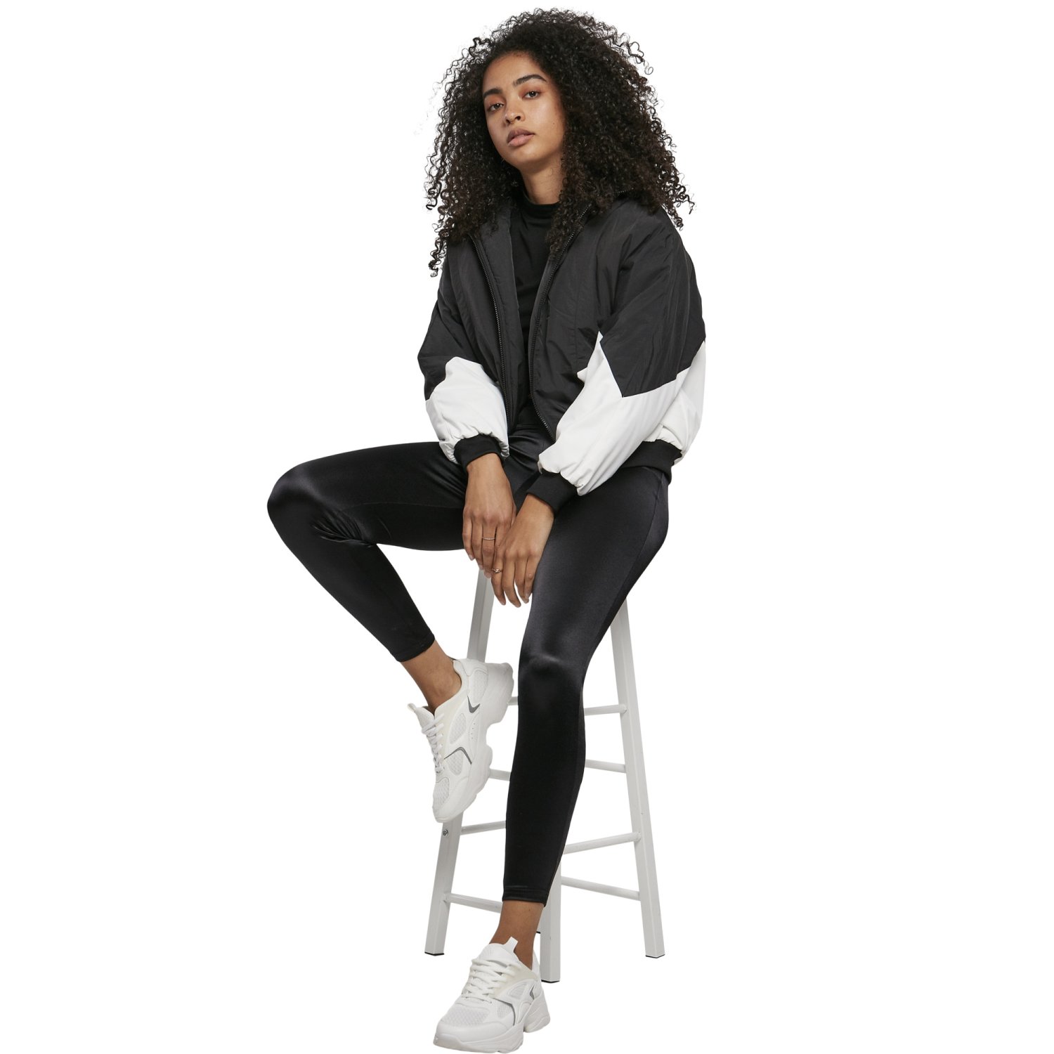 Urban Classics Ladies - SHINY High Waist Leggings schwarz