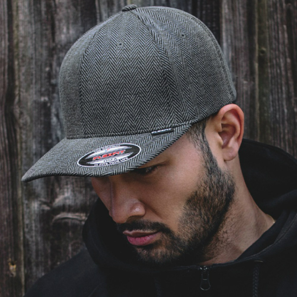 Flexfit Herringbone Melange Cap - schwarz / heather grau