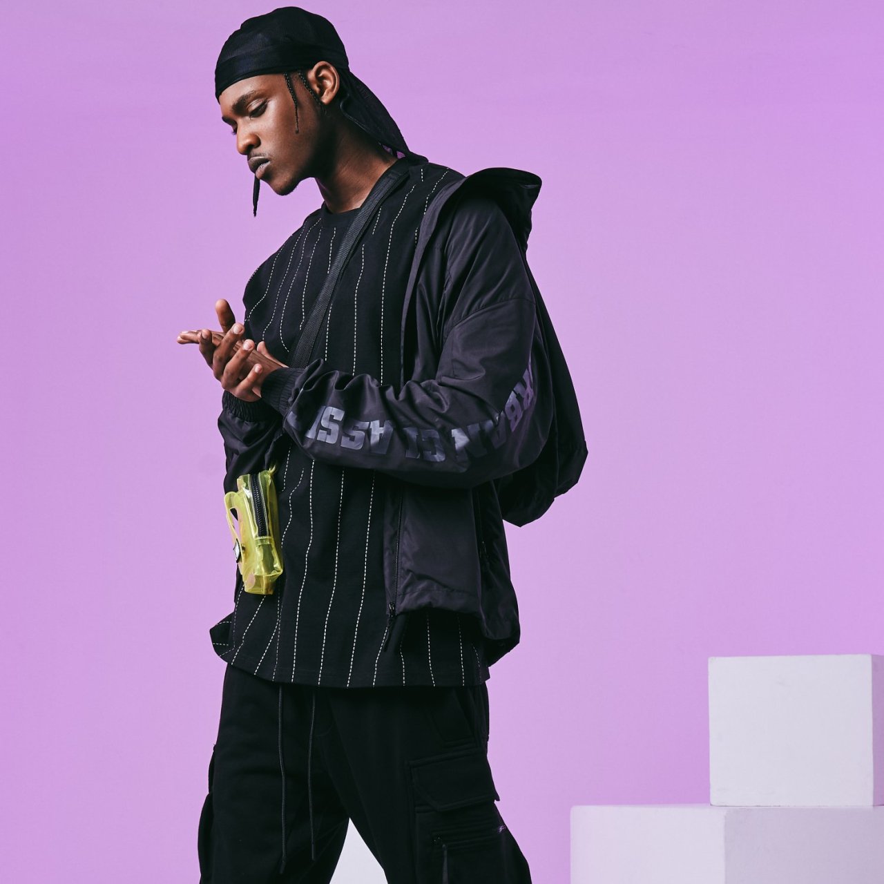 Urban Classics - Oversized Pinstripe Shirt schwarz