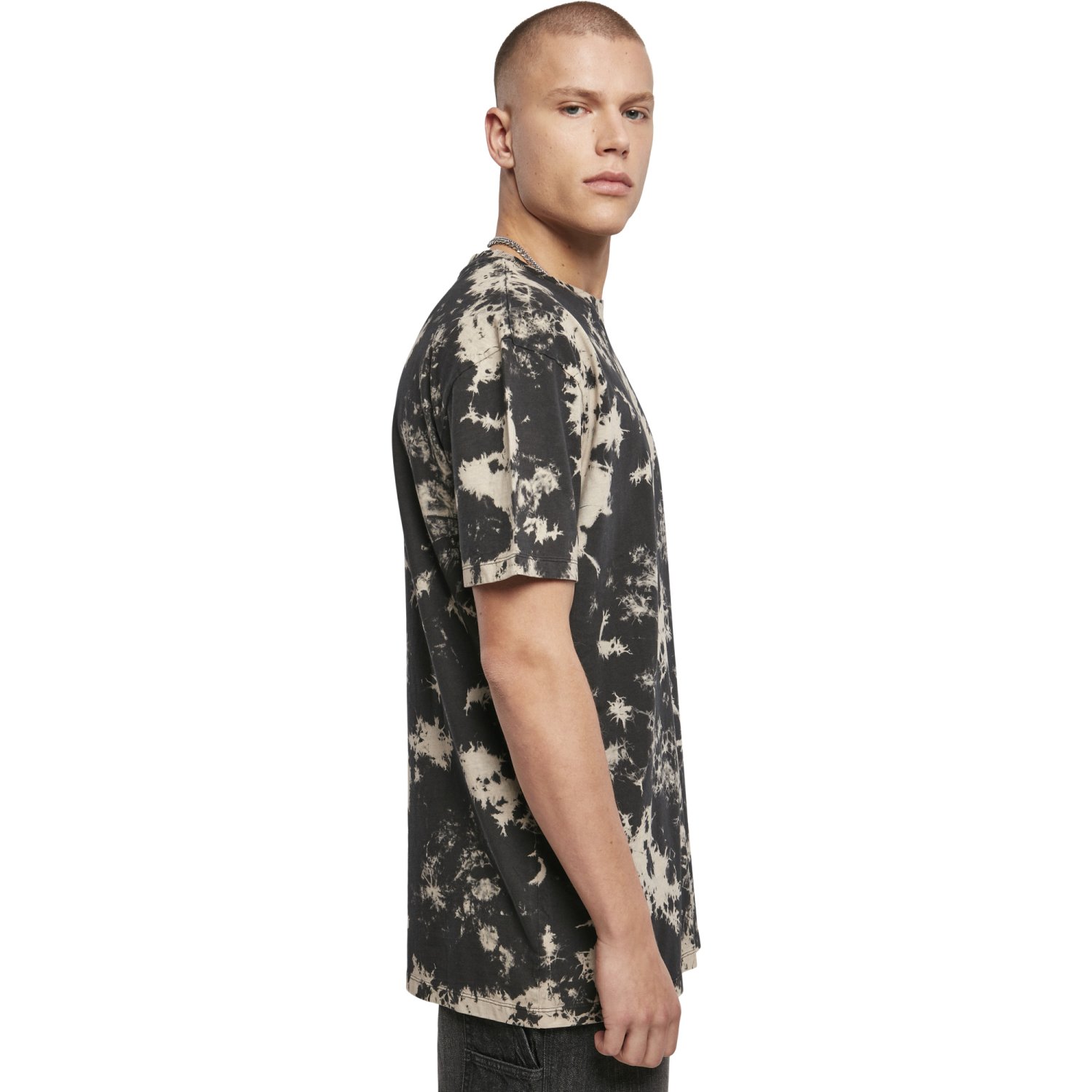 Urban Classics - Bleached T-Shirt black