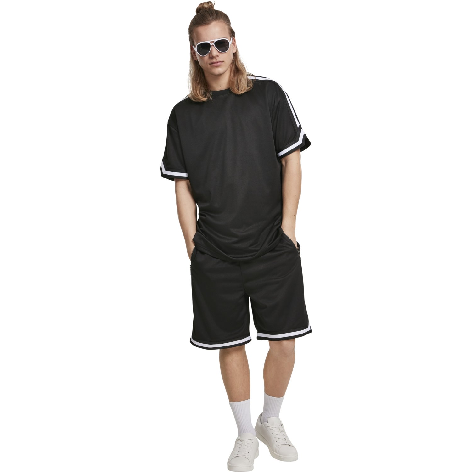 Urban Classics - Oversized Stripes Mesh Shirt schwarz