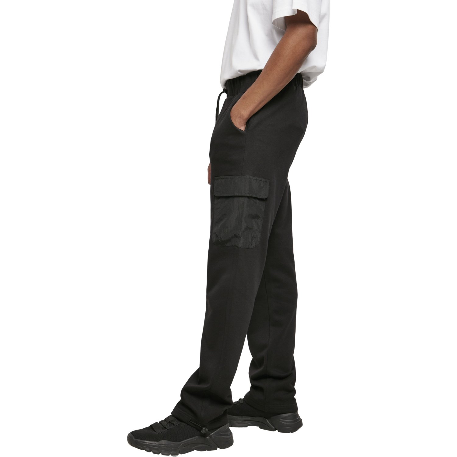 Urban Classics - COMMUTER Cargo Sweatpants black