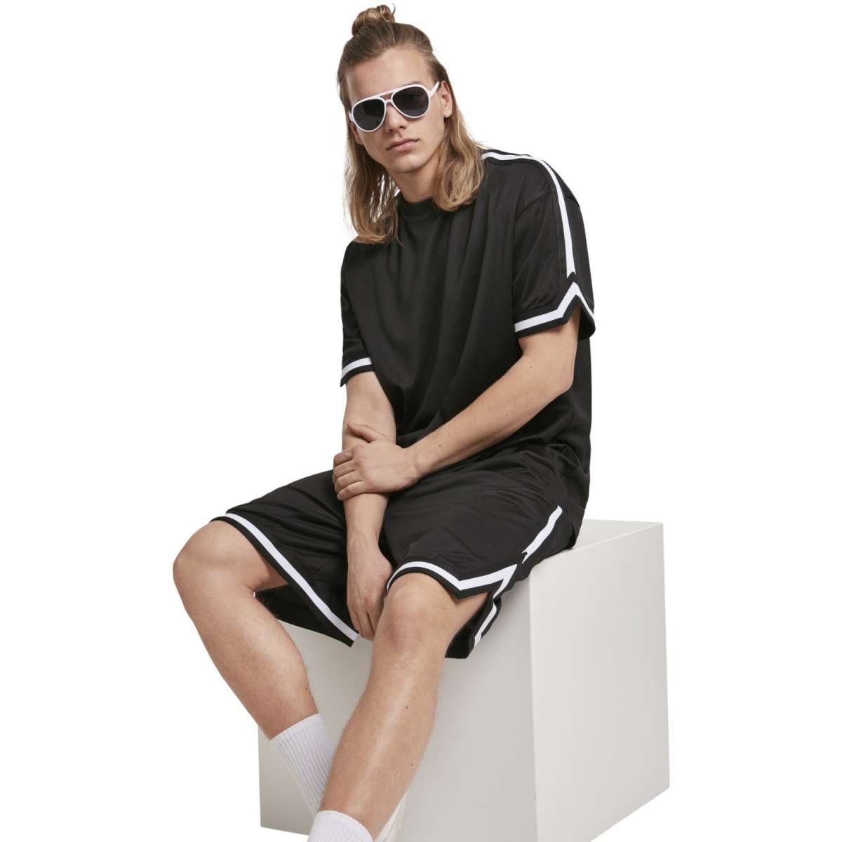 Urban Classics BBALL MESH Shorts - Sporty Basketball Style, 100% Polyester, Multiple Colors (Black) - View #4